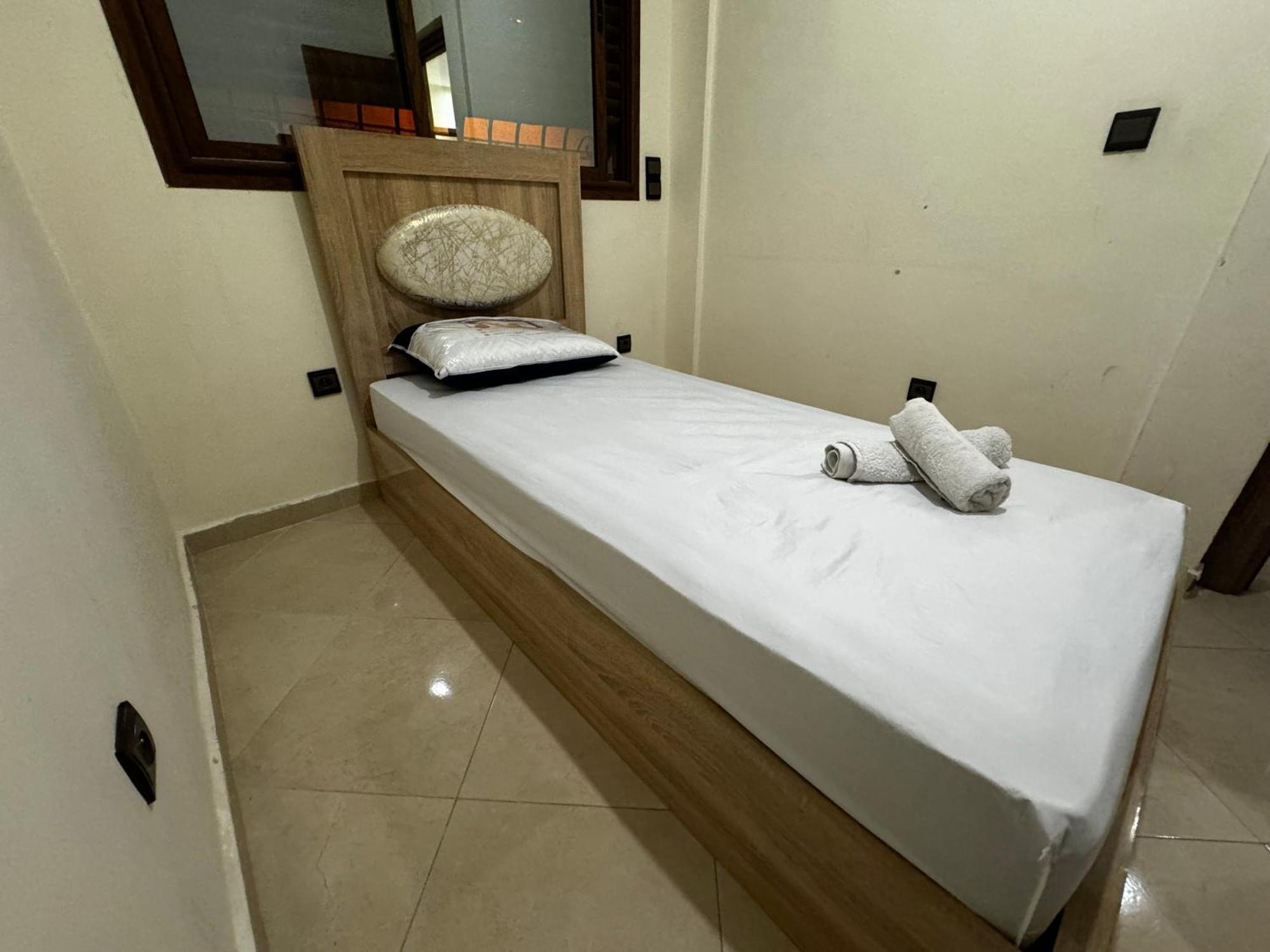 Appartement Spacieux Et Calme A Proximite De La Mer Et La Gare Agdal Rabat Exterior photo